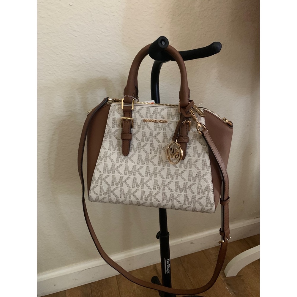MICHAEL KORS monogram 2 way bag